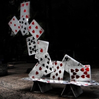 Les 7 aptitudes du bon gestionnaire tirées d’un jeu incertain Cartes-gestionnaire-management