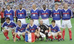 Cette équipe aurait-elle pu gagner la Coupe du Monde en 1998 si elle n'avait pas été performante et solidaire ?